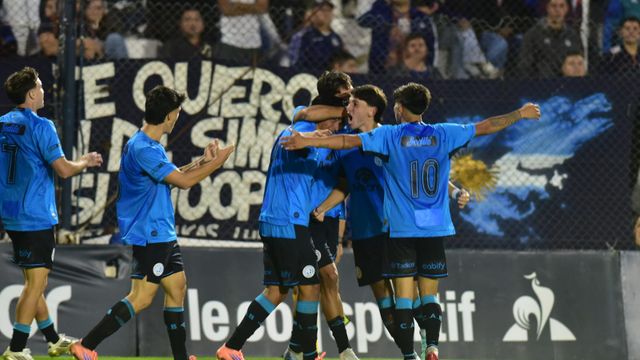 Belgrano apabulló a Talleres en La Boutique, por el torneo de Reserva.