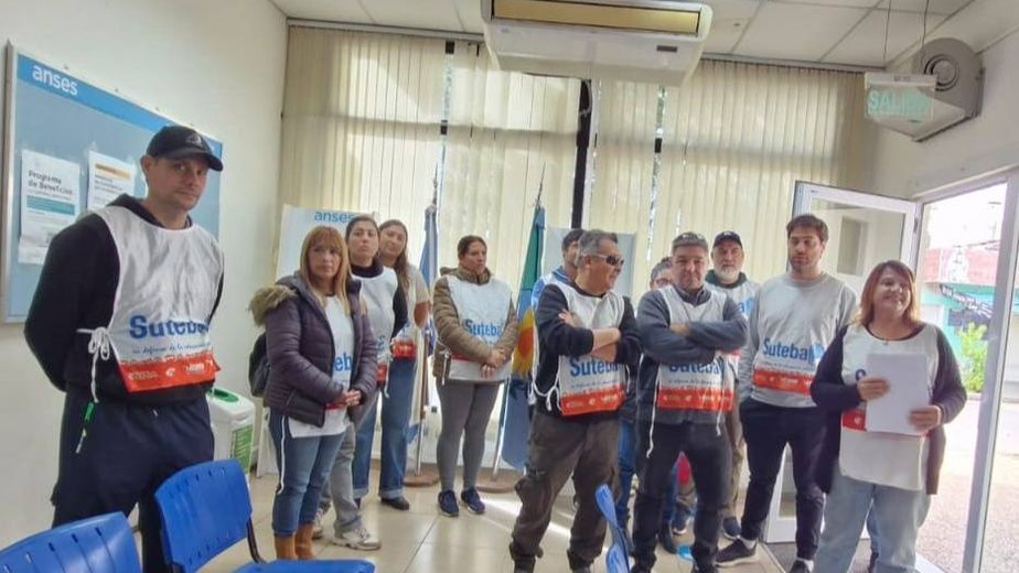 SUTEBA reclamó por las jubilaciones y denunció a Pablo Gómez, presidente del Concejo Deliberante.