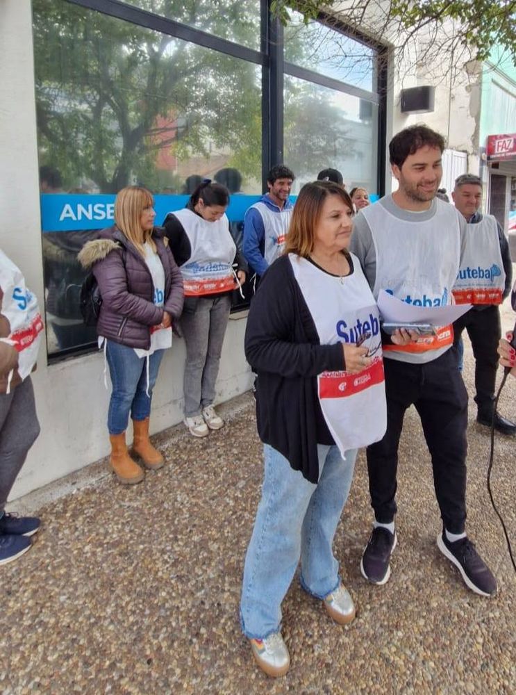 SUTEBA reclamó por las jubilaciones y denunció a Pablo Gómez, presidente del Concejo Deliberante.