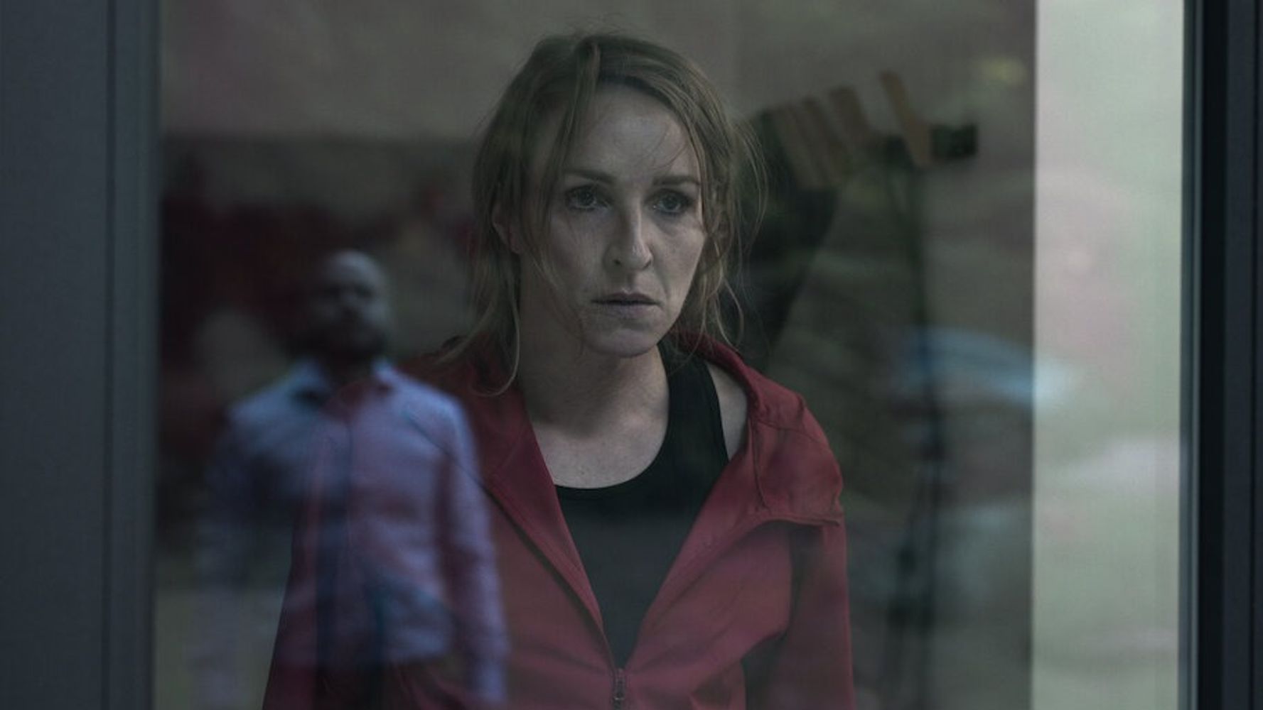 La película de Netflix dura aproximadamente una hora y 45 minutos.