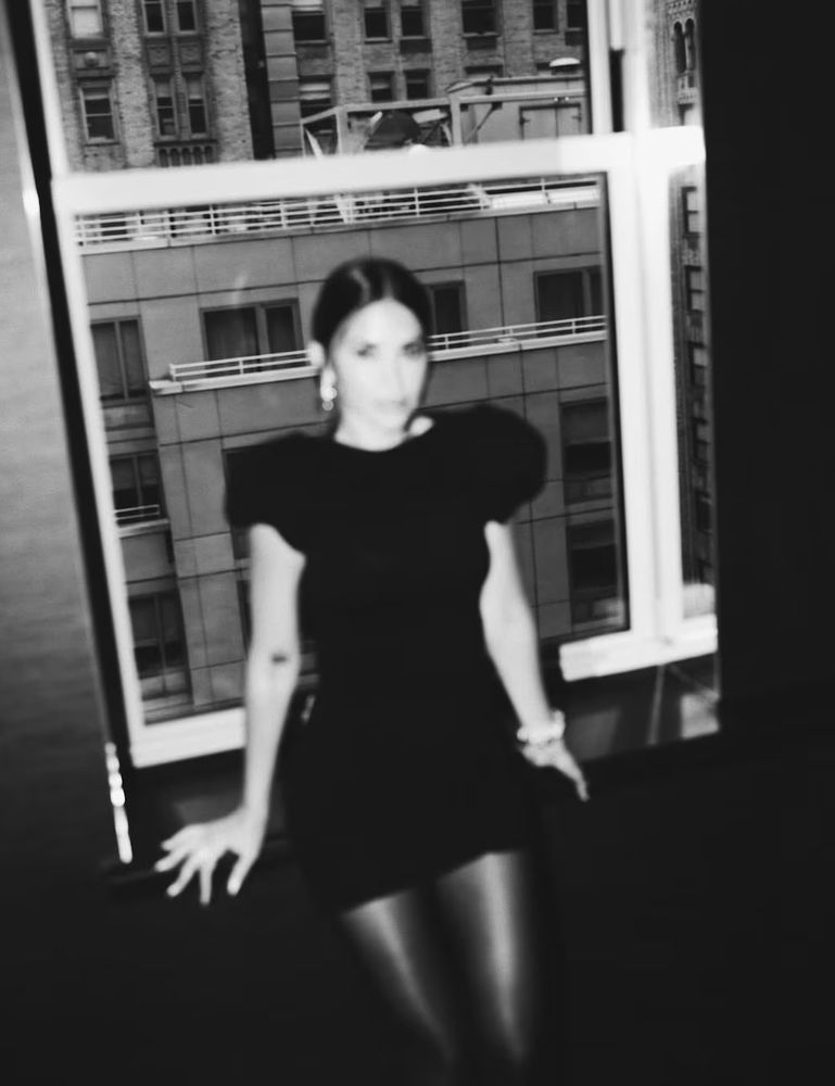 Antonela Roccuzzo deslumbró con un look total black