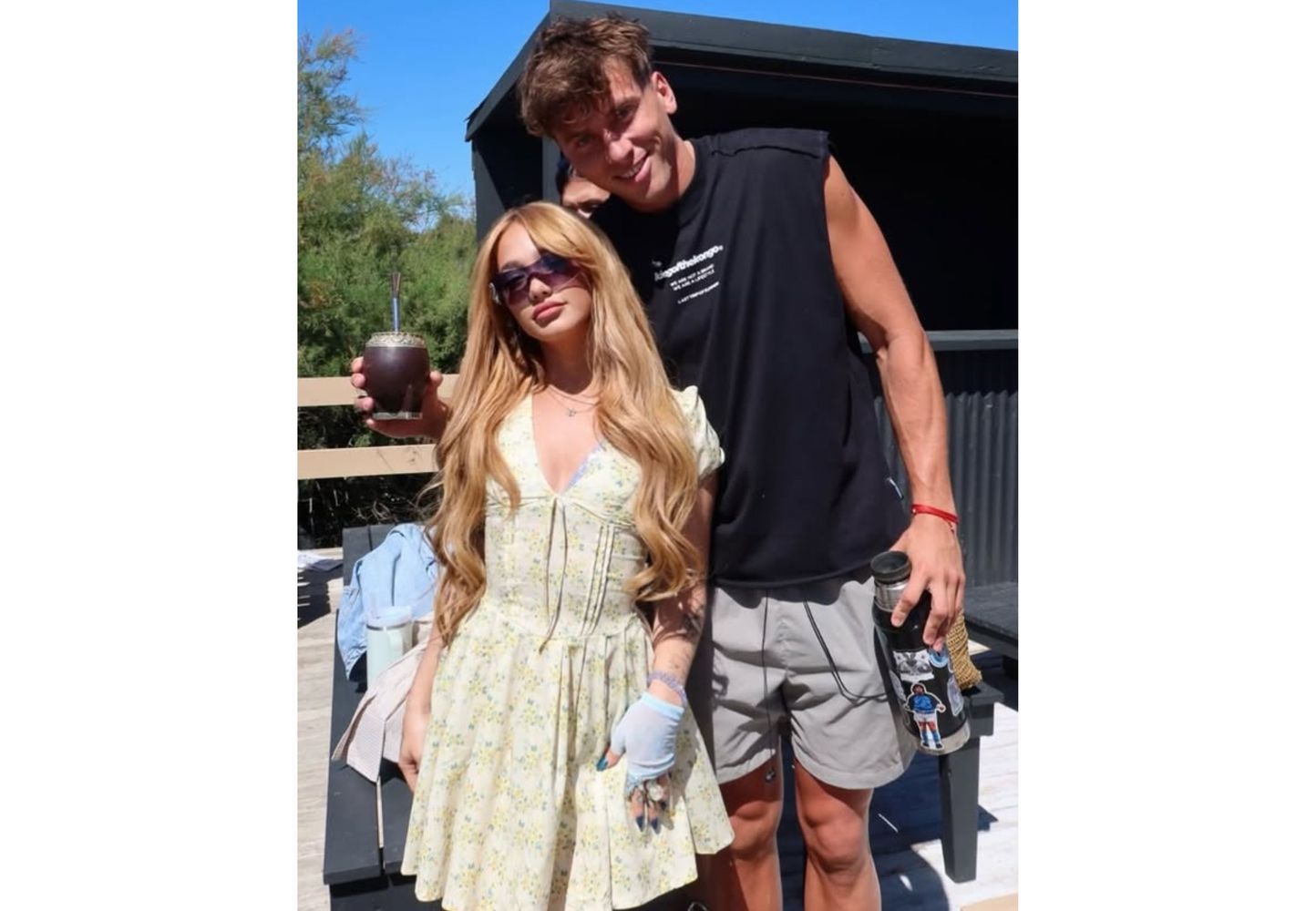 La pareja se muestra muy acaramelada en redes.