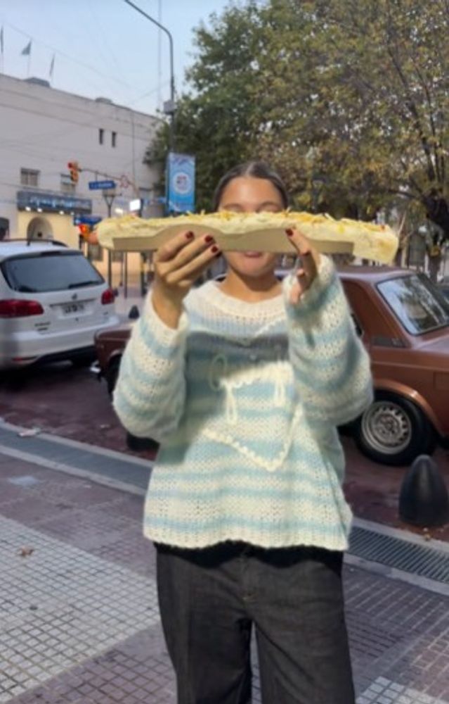 Día del Pancho: el superpancho más largo de Buenos Aires está en San Justo y cuesta solo $2.500
