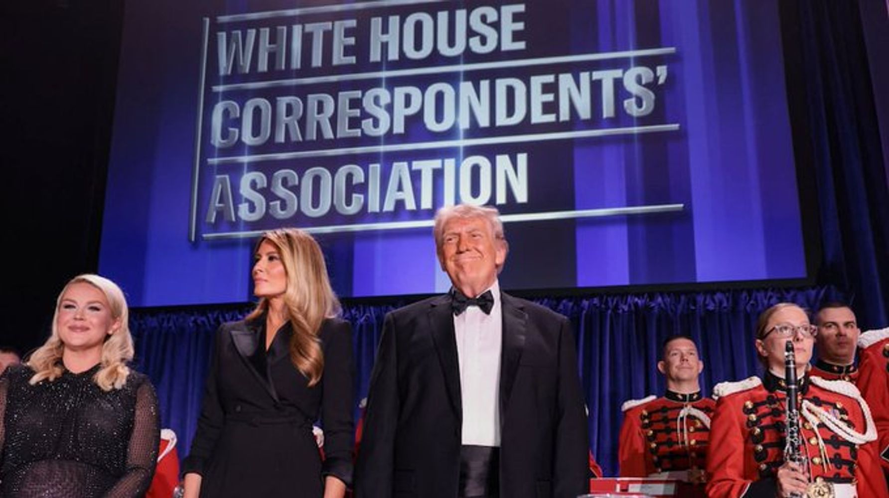 Donald Trump y la primera dama de Estados Unidos, evacuados de emergencia por un tiroteo.