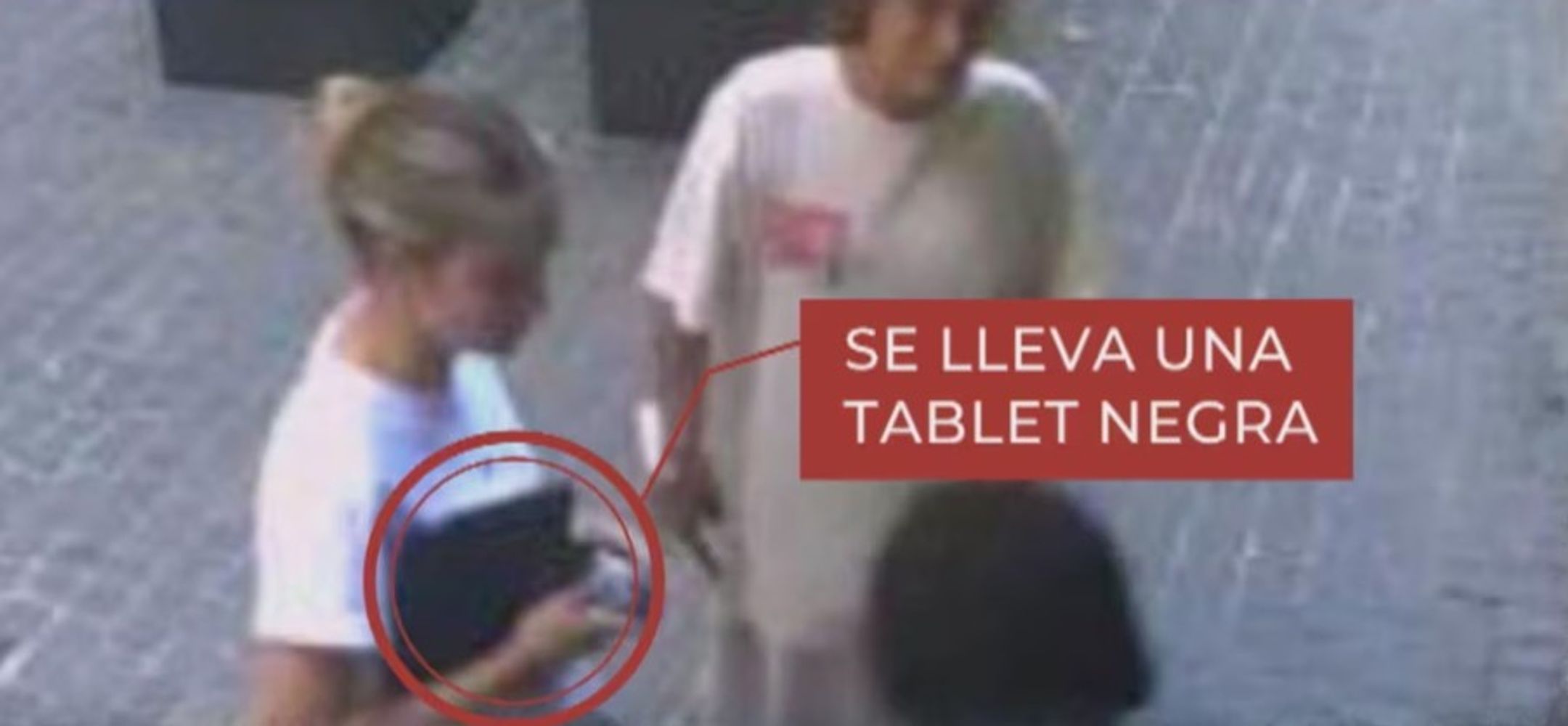 Salieron a la luz las imágenes de la cámara de seguridad del departamento del anestesista.