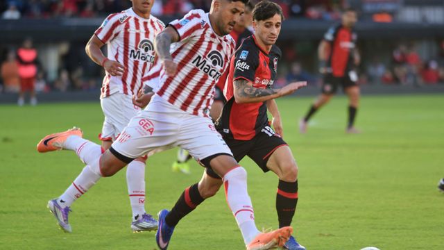 A Instituto sólo le sirve el triunfo, y fue con todo a Rosario.