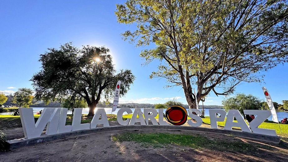 Viernes otoñal con leve ascenso de temperatura en Villa Carlos Paz