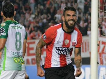 Estuvo cerca de Talleres como posible refuerzo y vendrá a verlo como hincha