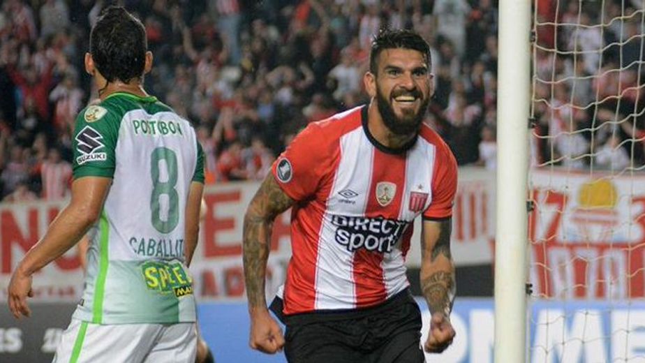 Estuvo cerca de Talleres como posible refuerzo y vendrá a verlo como hincha
