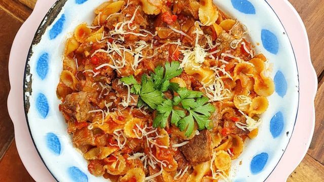 Qué cocinar hoy: la receta salvadora para este lunes frío y a fin de mes
