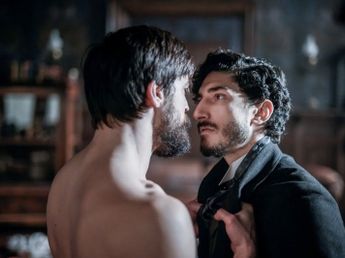 En Netflix es furor por sus escenas subidas de tono: la perturbadora serie de 8 capítulos que hiela la sangre