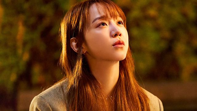 Shin Hye-sun como Ban Ji-eum y Ahn Bo-hyun como Moon Seo-ha protagonizan esta historia de reencuentros imposibles que ya es tendencia global.
