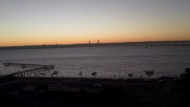 Calor intenso, ambiente seco y ráfagas de hasta 90 km/h marcarán el viernes en Misiones.