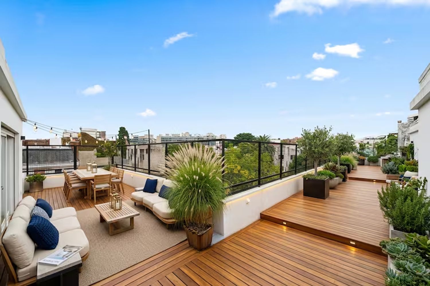 La impresionante casa de la familia Macri que salió a la venta