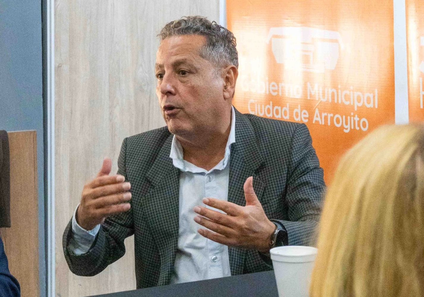 El Juez Martínez Demo se reunió con autoridades por las amenazas en los establecimientos educativos