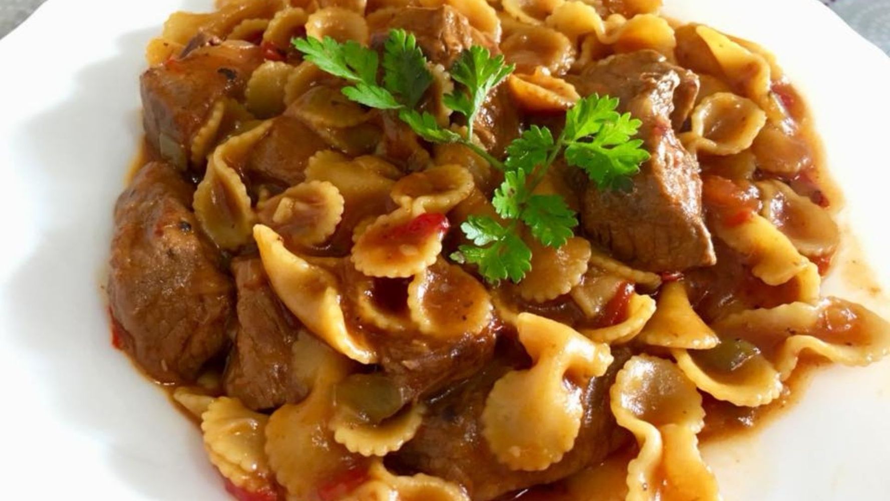 Qué cocinar hoy: la receta salvadora para este lunes frío y a fin de mes