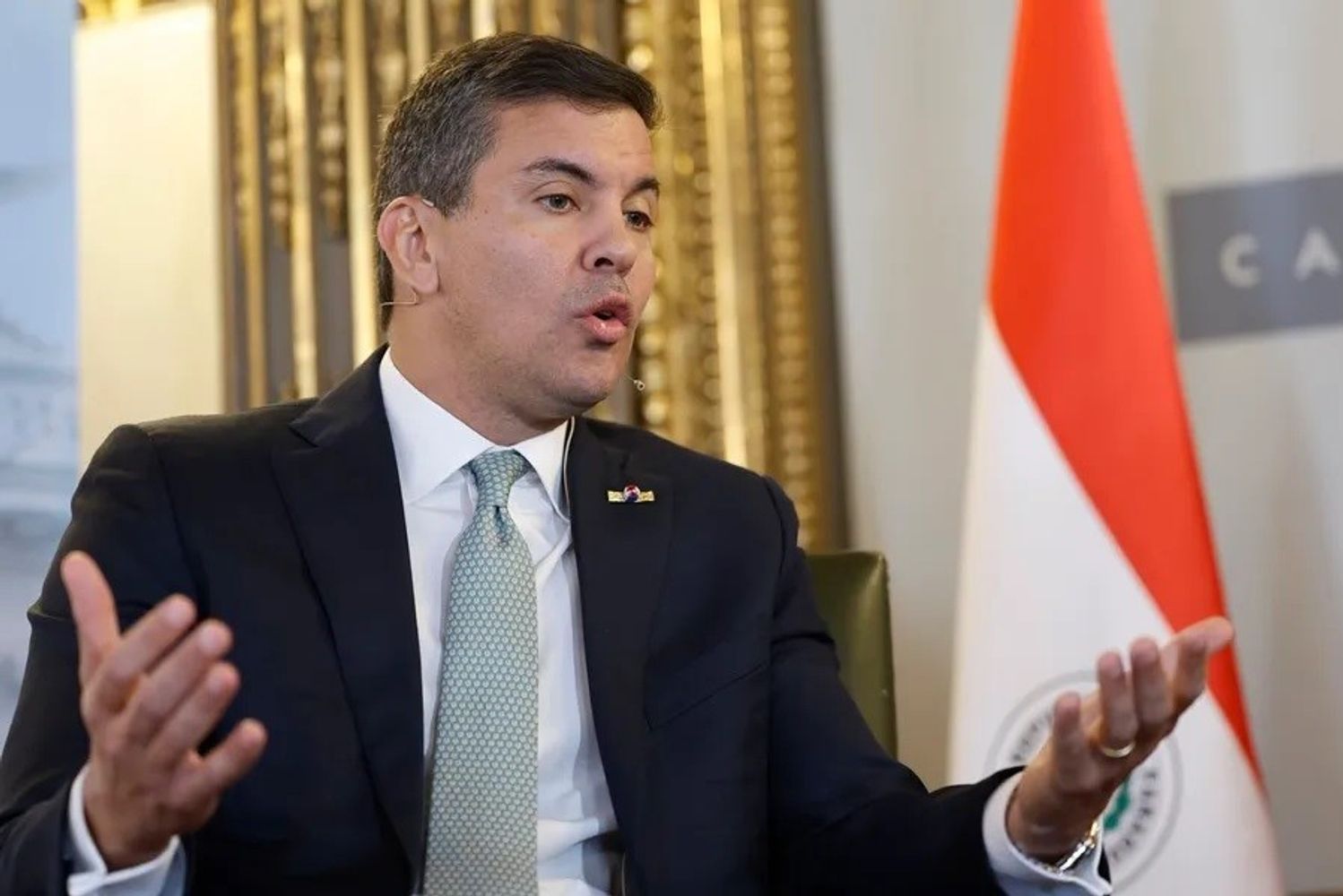 El presidente de Paraguay, Santiago Peña, resaltó el impacto económico que tendrá en la región la habilitación del Corredor Bioceánico que unirá por carretera los océanos Atlántico y Pacífico.