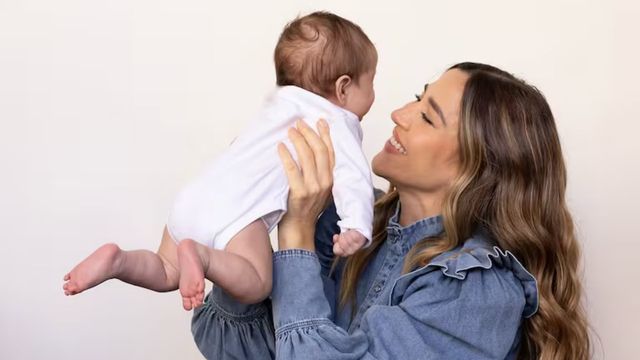 Jimena Barón y su bebé.
