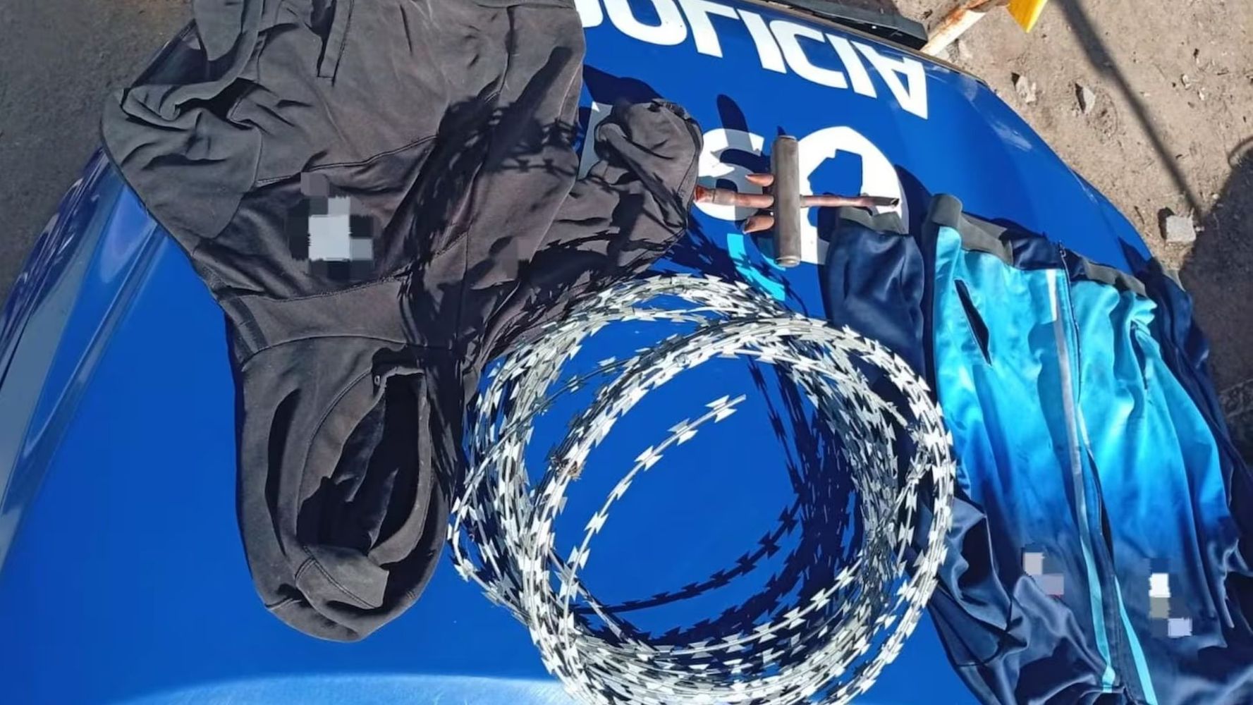 Detuvieron a un ladrón que defecaba en los locales.