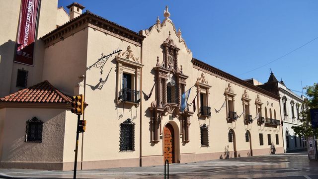 Todo lo que hay que saber para el ingreso al Monserrat.