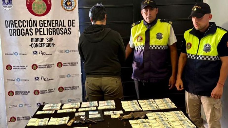 Control fronterizo: aprehenden a un hombre que llevaba un revólver y más de $8 millones