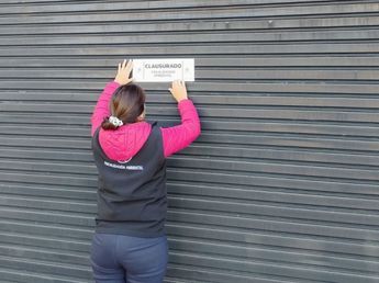 Córdoba: clausuraron una conocida mueblería y una gomería por serias irregularidades
