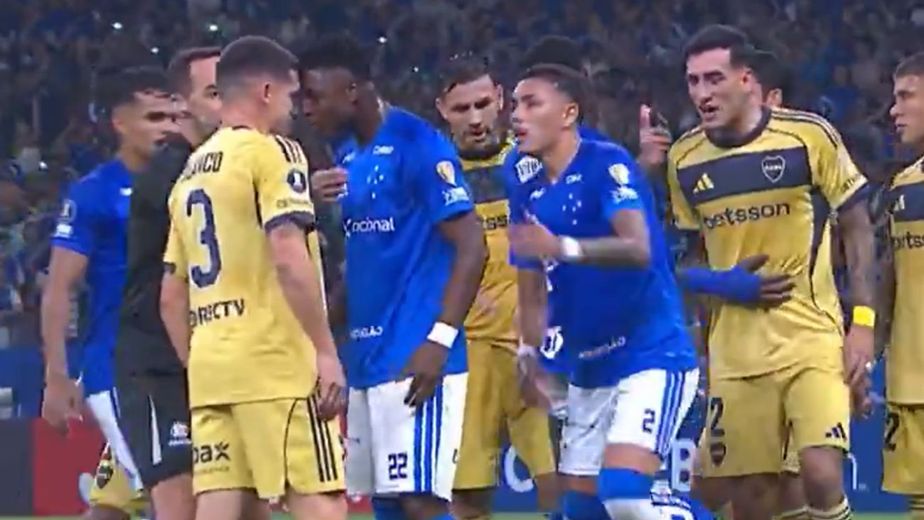 No se vio en la tele: la calentura de los jugadores de Boca tras quedar con 10 y perder 1 a 0 con Cruzeiro