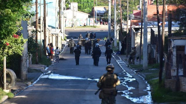 Hay 5 detenidos por la balacera en barrio Bajo Pueyrredón.