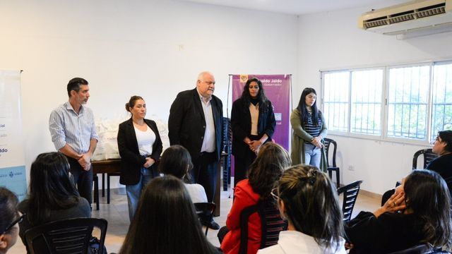 El programa depende de la Secretaría de la Mujer, a cargo de Noelia Barros, y fue encabezado por el ministro Federico Augusto Masso.
