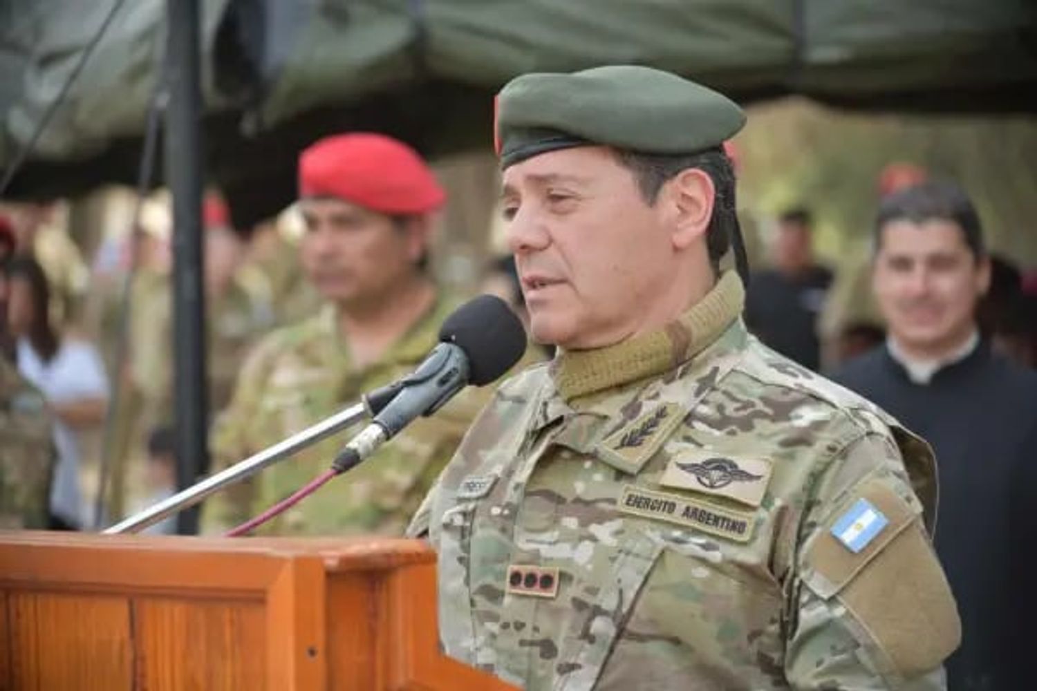 Teniente General Carlos Alberto Presti
