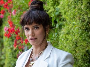 El estilo "Vicky" de Envidiosa: Griselda Siciliani marcó tendencia con la campera denim de la temporada