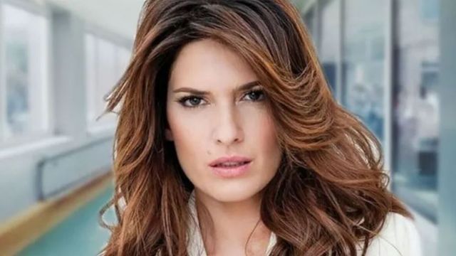 Isabel Macedo eligió el look más sofisticado del otoño y dio cátedra de estilo con un corset y pantalón de cuero