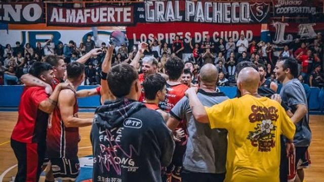 Sporting ganó por primera vez como visitante. 