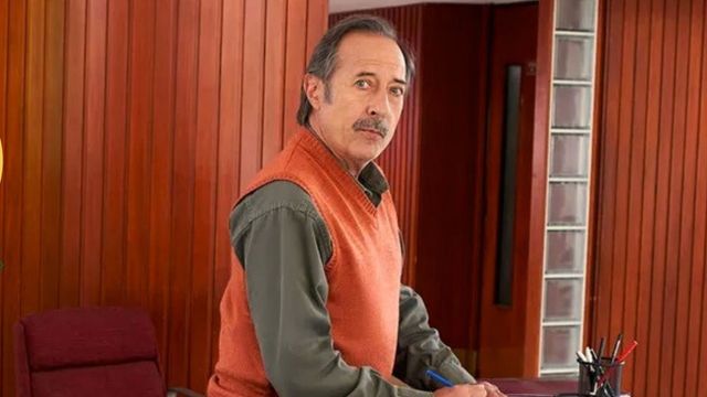 En los próximos episodios, el protagonista abandona la seguridad de su edificio para enfrentarse a las altas esferas del poder.