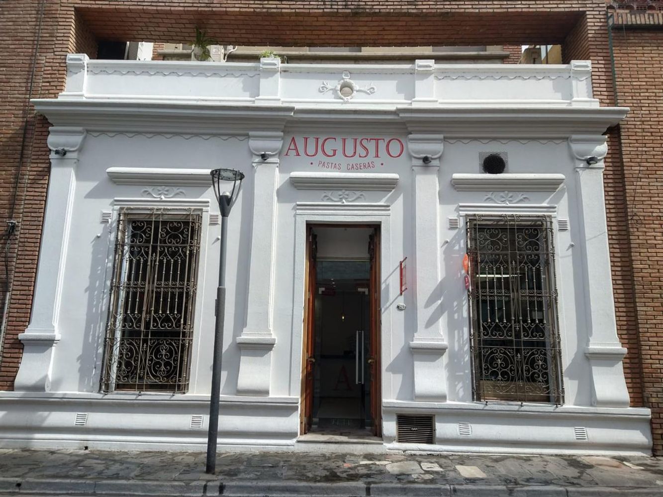 Augusto Pastas está en el corazón de Güemes.