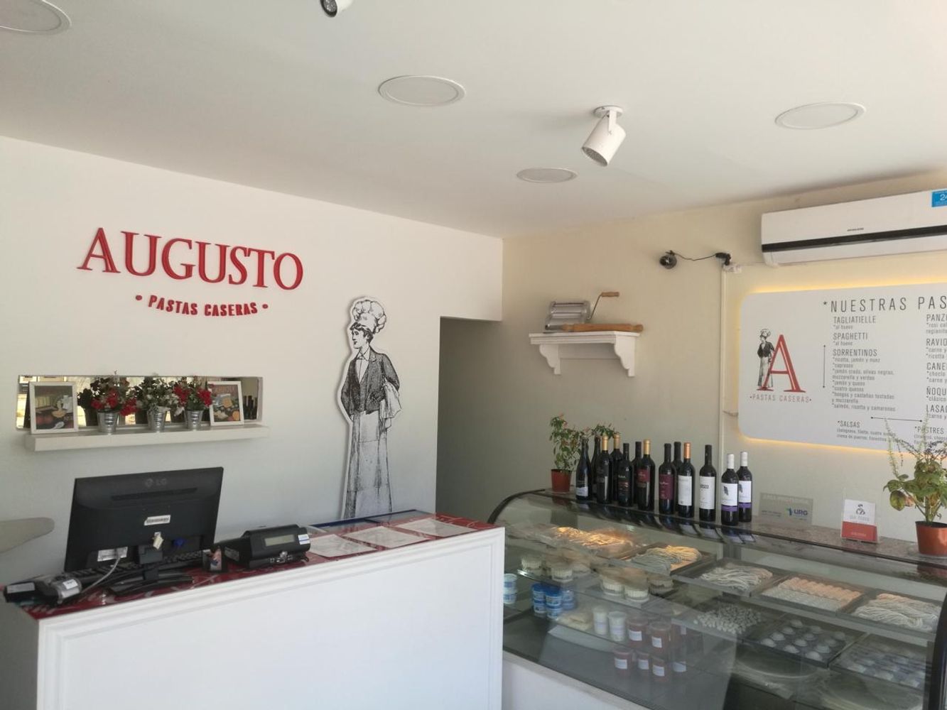 "Augusto se llamaba mi abuelo", explicó Pablo.