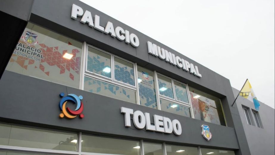 Escándalo en Córdoba: concejales denuncian "trampa" de un intendente por sueldos de $12 millones