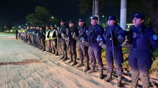 La Unidad Regional Este trabaja con recursos propios, DIGEDROP, Divisiones Motorizadas, Brigada de Investigaciones e Infantería.