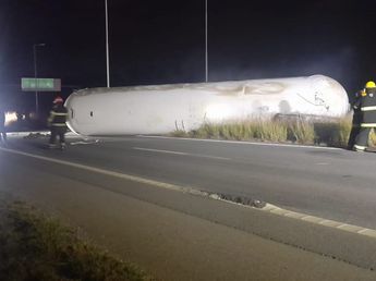Tragedia en la autopista Córdoba-Rosario: un muerto por un choque de un camión con gas