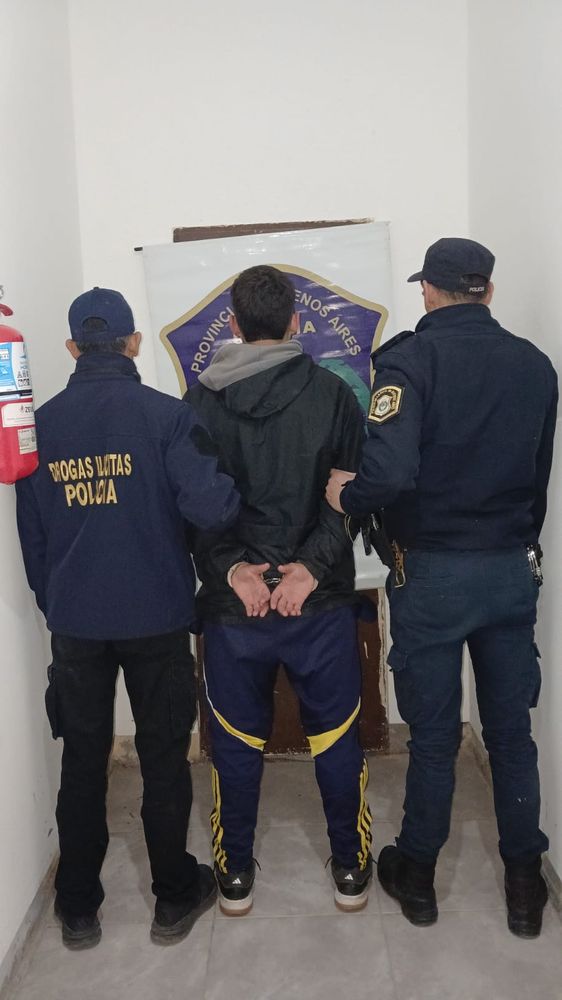 Operativo por drogas De la Garma