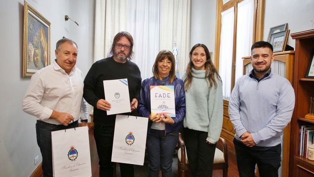 El convenio permitirá intercambiar experiencias entre Buenos Aires y Tucumán para fortalecer las prácticas deportivas en las escuelas.