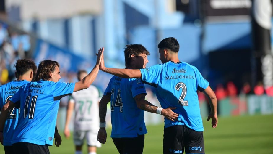 Belgrano goleó a Sarmiento y hay clásico con Talleres por octavos de final