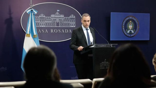 Manuel Adorni