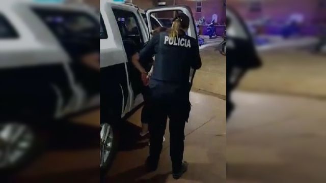 Detuvieron a una mujer por atacar a tres vecinos con un cuchillo en Eldorado.