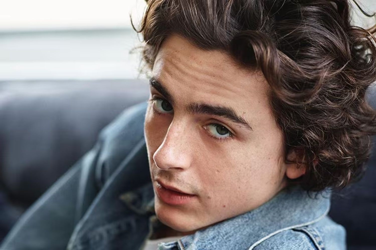 Un guiño inesperado: Timothée Chalamet lució una prenda vinculada al fútbol argentino.