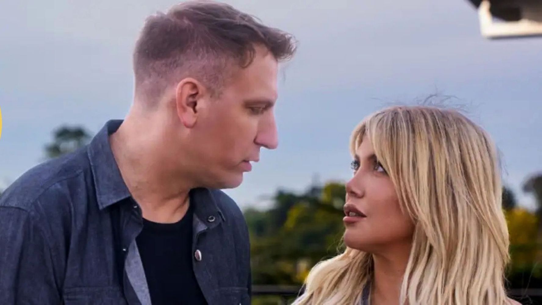 Wanda Nara y Maxi López protagonizan Triángulo Amoroso, la nueva serie vertical de Telefe que ya tiene fecha de estreno.