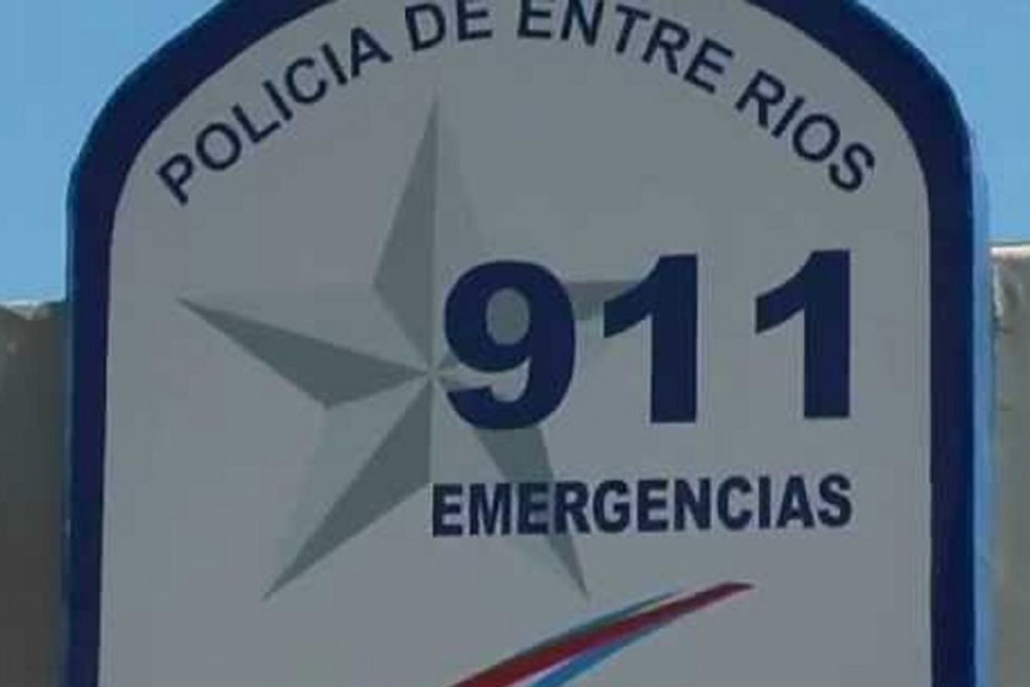 Investigan presuntas irregularidades en adicionales policiales: la Fiscalía avanzó con medidas en el 911 de Paraná.