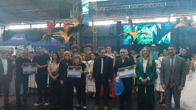 Montecarlo celebró sus 106 años con un emotivo acto y fuerte participación comunitaria.
