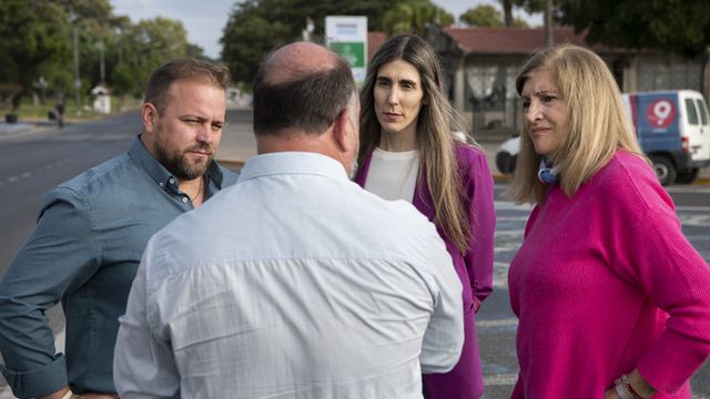 Julián Hirschfeld, secretario de Servicios Públicos de la Municipalidad junto a la Intendenta de Paraná Rosario Romero.