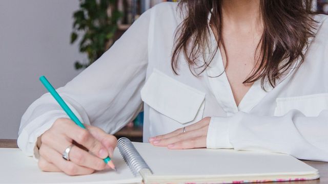 El método del cuaderno viejo para ahorrar